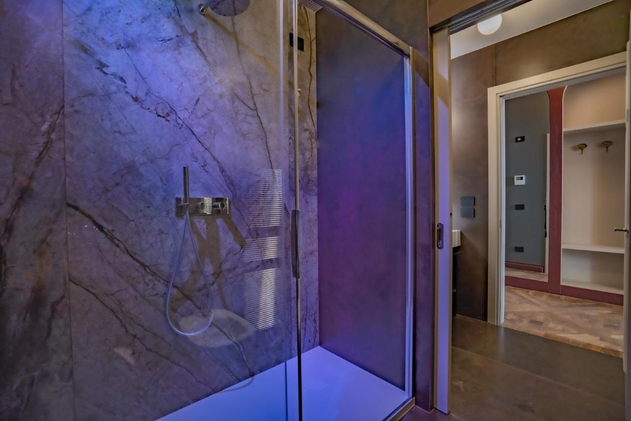 Corte Rubbi 7 Deluxe Apartment Venesia Bagian luar foto