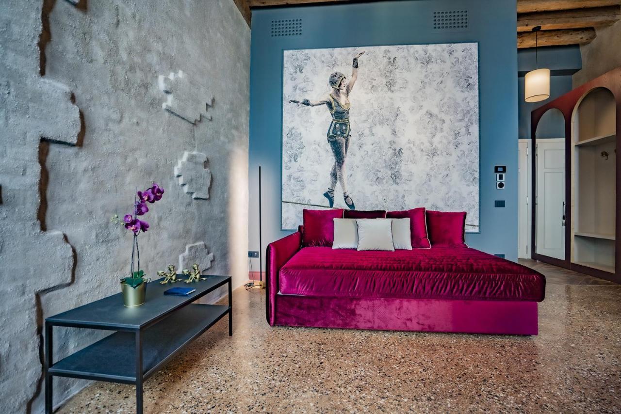 Corte Rubbi 7 Deluxe Apartment Venesia Bagian luar foto