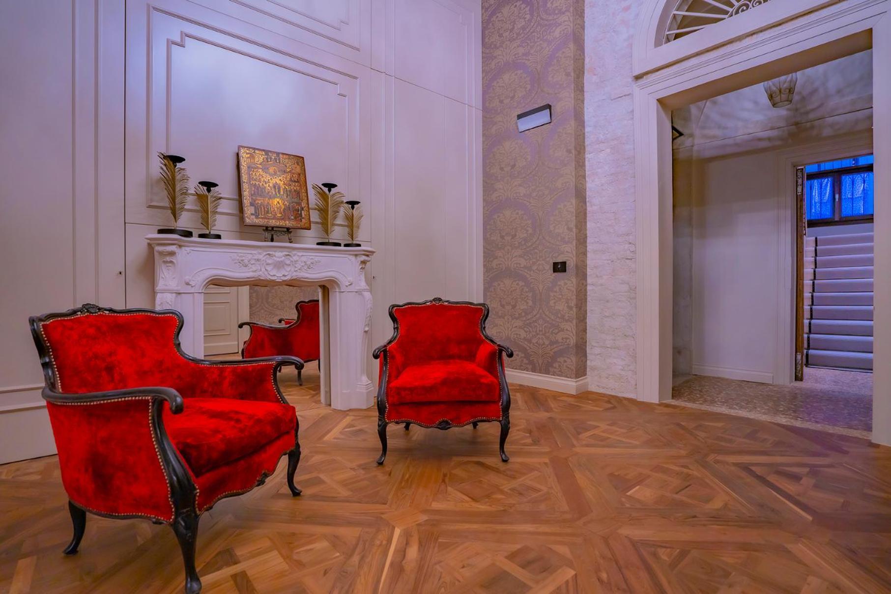 Corte Rubbi 7 Deluxe Apartment Venesia Bagian luar foto