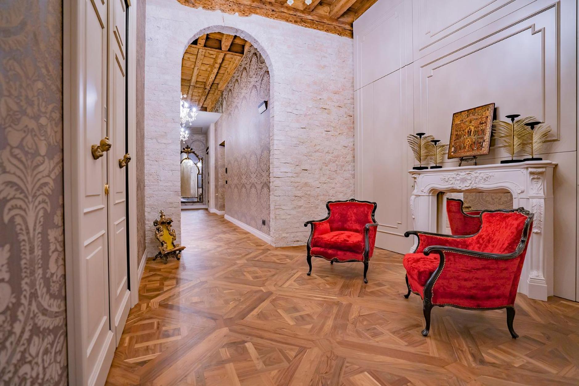 Corte Rubbi 7 Deluxe Apartment Venesia Bagian luar foto